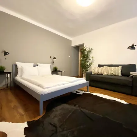 Apartment Budget By Hi5- Karoly 16